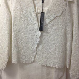 Ellie Tahari White Silk Jacket with matching Linen Pant